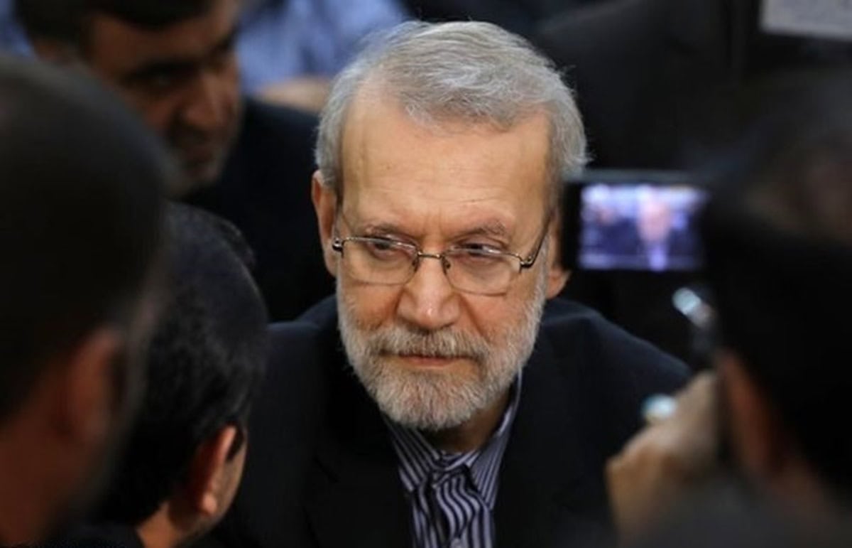 علی لاریجانی: در حال بررسی پیام واشنگتن برای آغاز مذاکرات هستیم