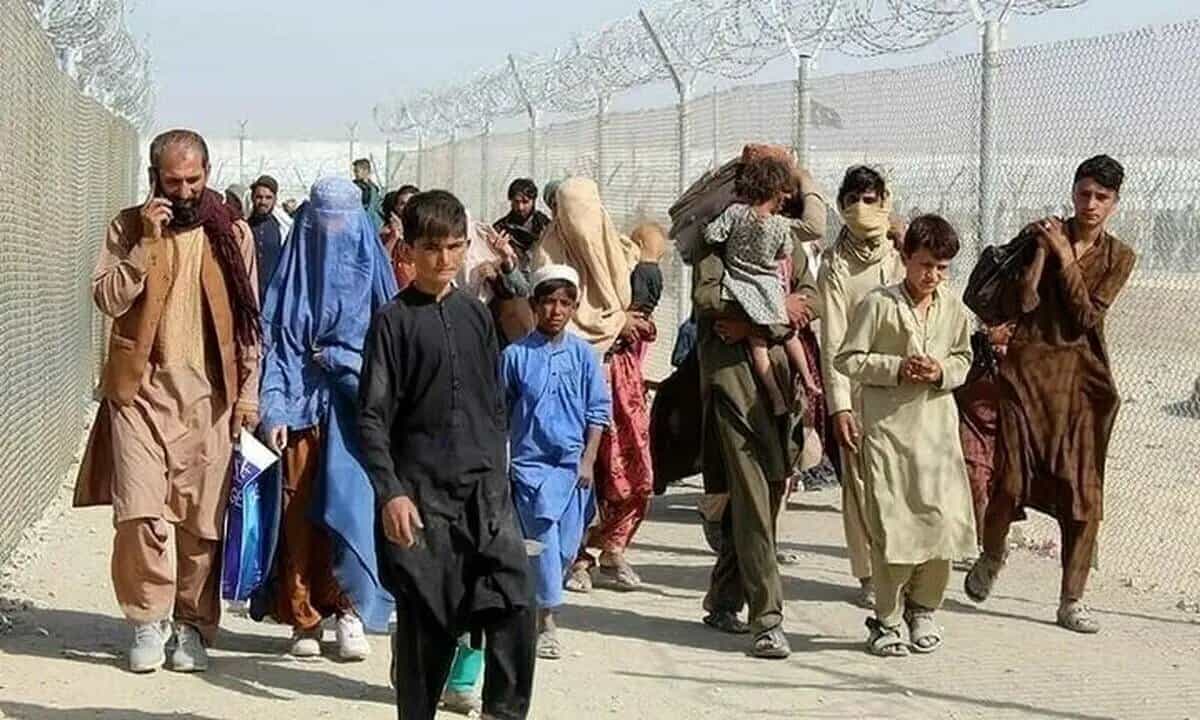 نقش اتباع غیرمجاز در ناامنی/ رسانه ملی چرا درباره نقش اتباع غیرمجاز در ناامنی‌ها سکوت کرده است؟