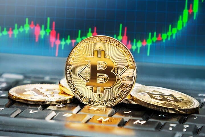 پرواز بیت‌کوین به بالای ۱۱۹ هزار دلار | دوج‌کوین شگفتی‌ساز امروز بازار کریپتو