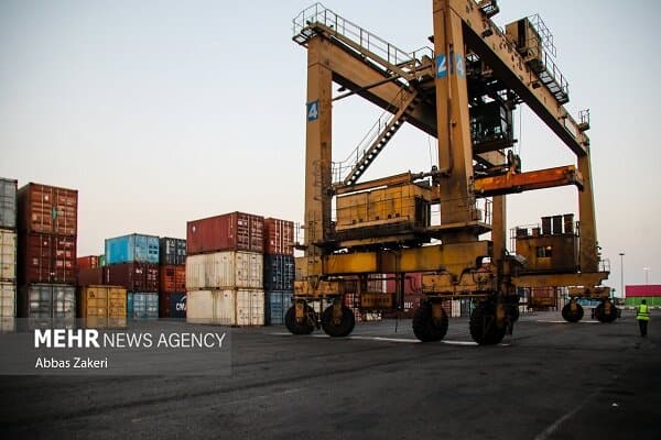 صادرات با کارت‌های بازرگانی بدون رتبه‌بندی مشروط به ضمانت‌نامه بانکی شد