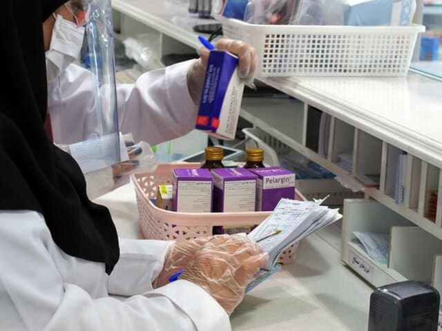 ۹۲ درصد داروخانه شبانه روزی بدون وقفه خدمت‌رسانی کردند
