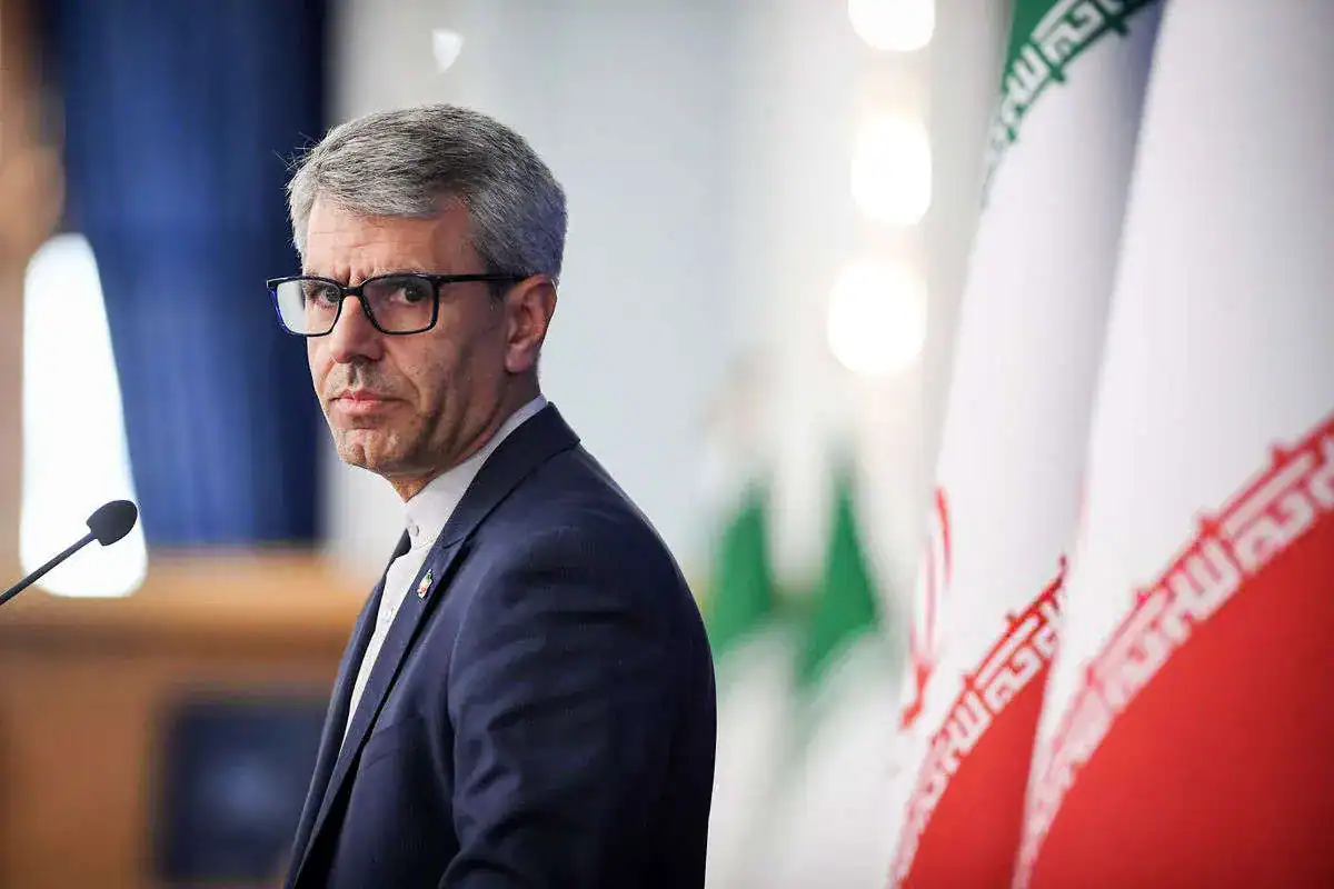 بقایی محکومیت جهانی حمله به بیمارستان زندان اوین را خواستار شد