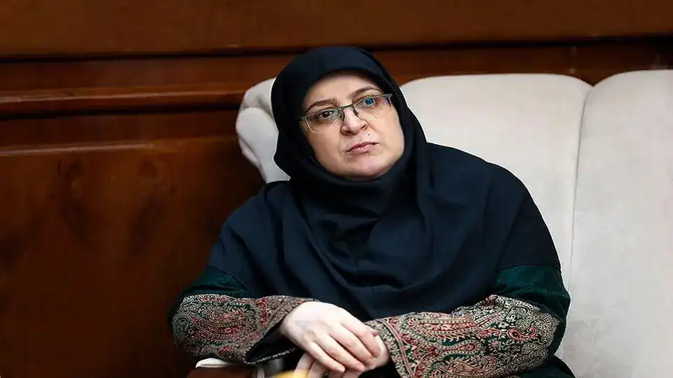 مهاجرانی: در جنگ اخیر ۱۰۶۲ شهید تقدیم کردیم که ۱۰۲ شهید زن و ۳۸ شهید کودک بودند/ حدود ۸۰۰۰ واحد مسکونی آسیب دید