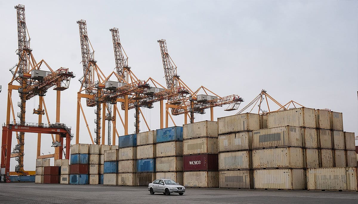 گمرک؛ ترخیص کالا شبانه‌روزی ادامه دارد