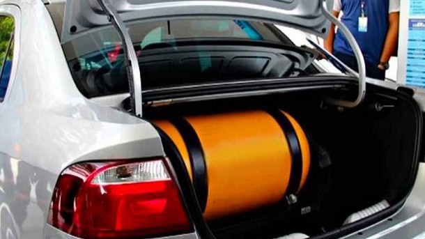 دوگانه‌سوز کردن خودروهای شخصی رایگان شد؛ ثبت‌نام آغاز شد