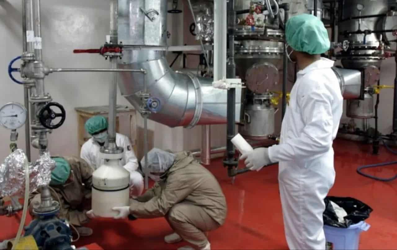 ادعای رسانه بریتانیایی امواج: بازرسان آژانس انرژی اتمی به ایران بازگشته‌اند