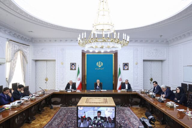 قدردانی پزشکیان از کارگران، کارفرمایان و سرمایه‌گذاران