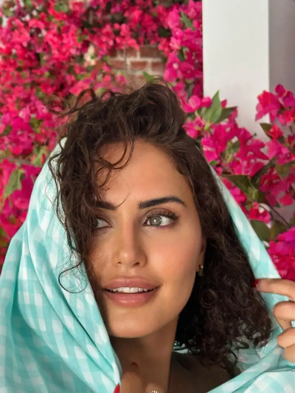 الناز شاکردوست