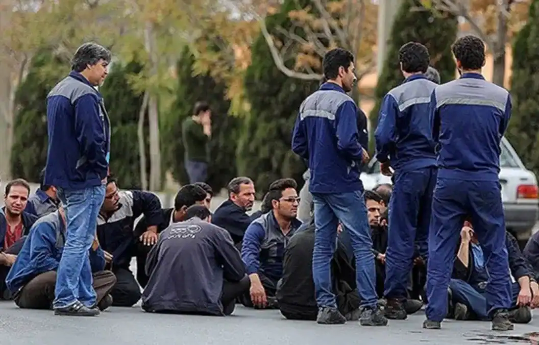 بحران انرژی در ایران؛ زیان ۱۰۰ میلیون دلاری روزانه و سقوط تولید فولاد و سیمان