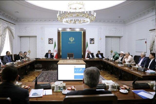 جلسه شورای اطلاع‌رسانی دولت درباره سفر پزشکیان به نیویورک و احتمال فعال شدن اسنپ‌بک