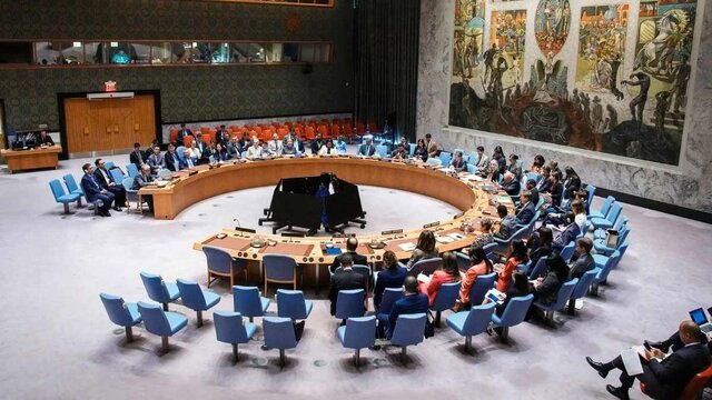 اسنپ‌بک ایران؛ بازگشت تحریم‌ها چگونه زندگی مردم و تجارت را ضربه‌پذیر می‌کند؟