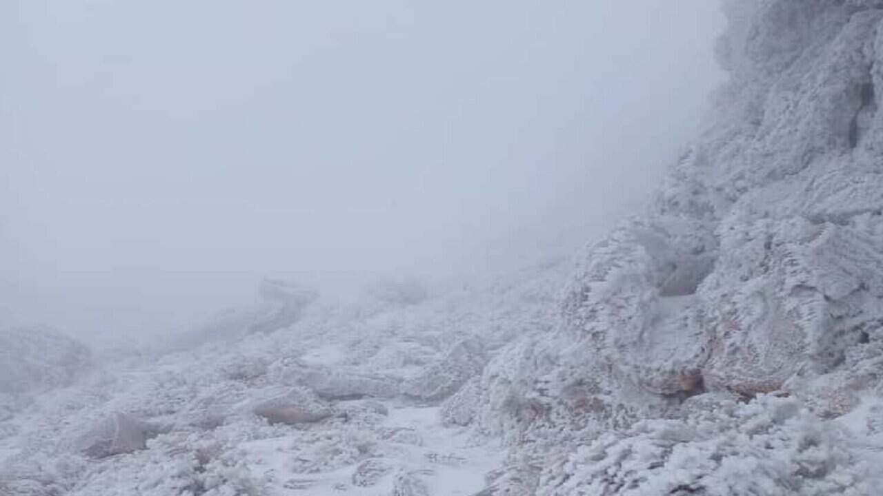 باد و باران در ارتفاعات کشور/ لزوم اجتناب از دره‌نوردی و کمپینگ