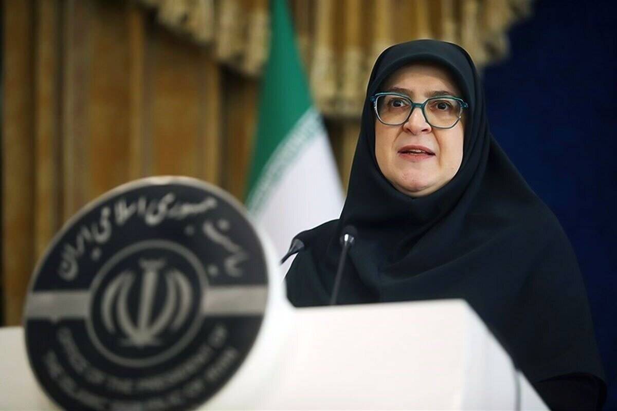 مهاجرانی: دولت از رفع موانع موتورسواری بانوان استقبال می‌کند