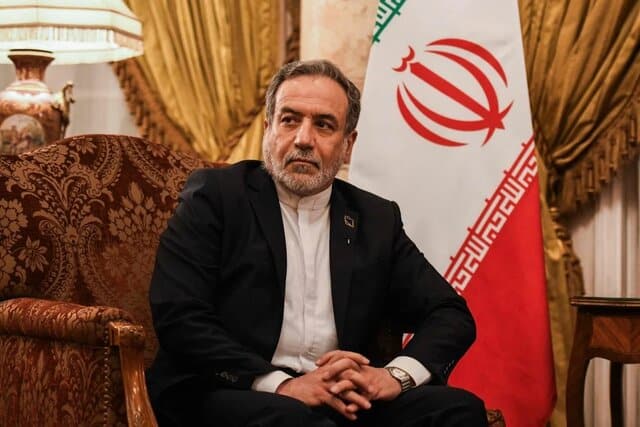 عراقچی: اسنپ‌بک‌ راه‌حل دیپلماتیک را سخت‌تر می‌کند/ غنی‌سازی حق ماست
