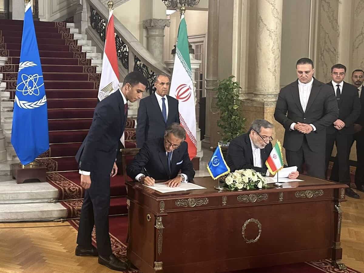 عراقچی: گام‌های توافق‌شده با آژانس با قانون مجلس منطبق است