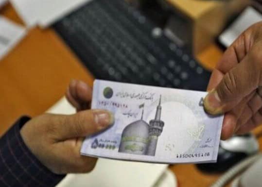 وام کارگشا یا وام کمرشکن؟ قسط ماهی ۱۳ میلیونی برای بازنشسته‌ای با حقوق ۱۰ میلیون!