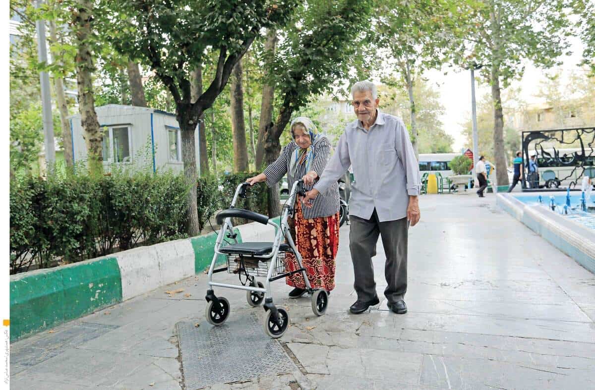 مناسب‌سازی ادارات و فضاهای عمومی برای سالمندان؛ گام ملی به سوی شهرهای دوستدار سالمند