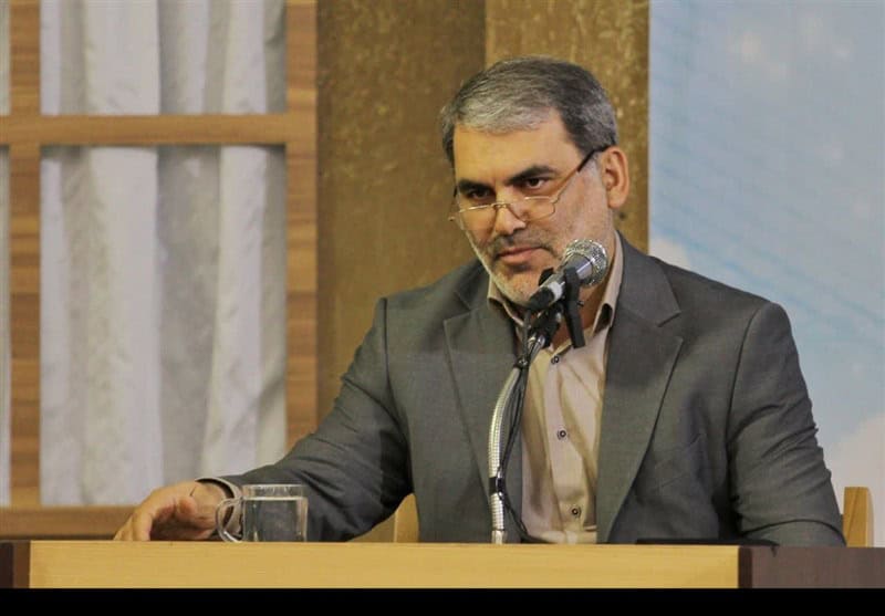 حدود ۱۰۰ میلیارد دلار از ارز صادراتی هنوز به چرخه رسمی اقتصاد بازنگشته است