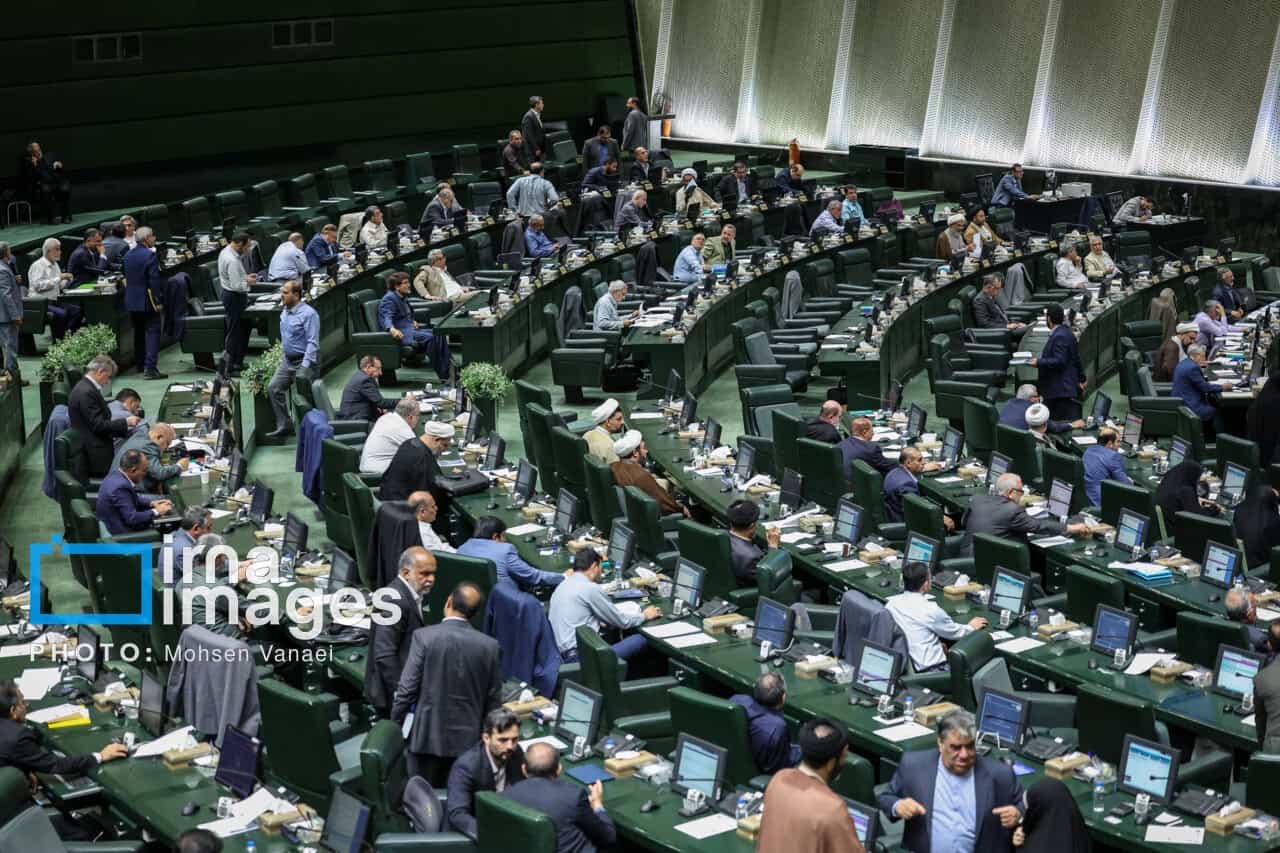 آغاز جلسه علنی نظارتی مجلس با سوال از وزیر آموزش و پرورش