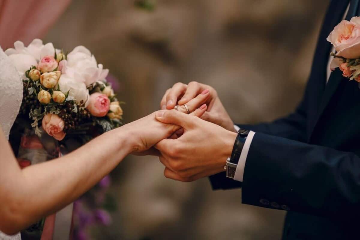 اختلاف سنی در ازدواج چقدر باید باشد؟ / فرمول علمی و داده‌های جهانی