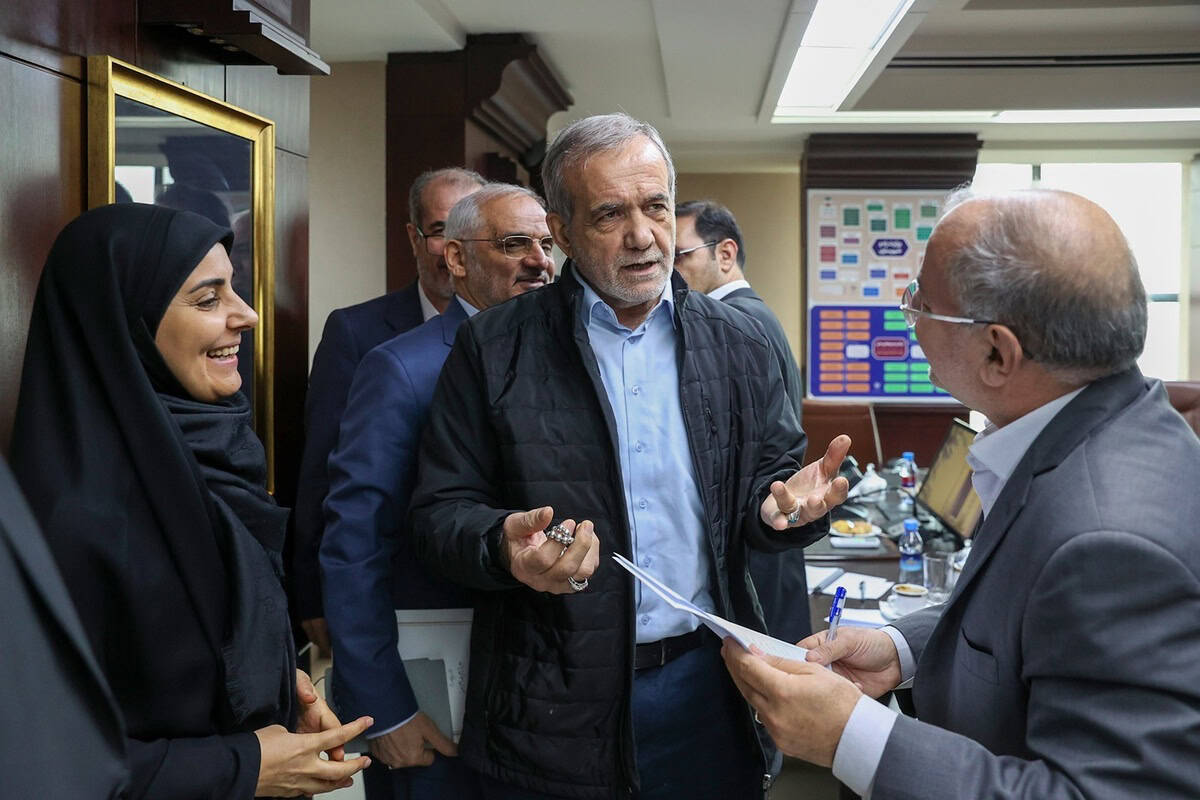 آقای پزشکیان! از فرزانه صادق یاد بگیرید، قبل از آن‌که برخی وزیران دولتتان را زمین‌گیر کنند