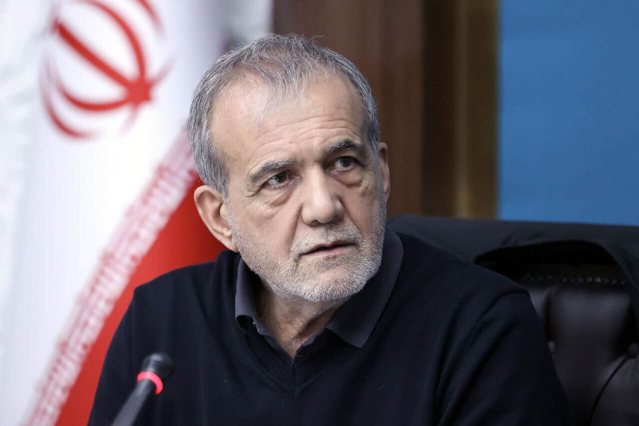 پزشکیان: دولت با تکیه بر توان نخبگان عقب‌ماندگی‌ها را جبران می‌کند