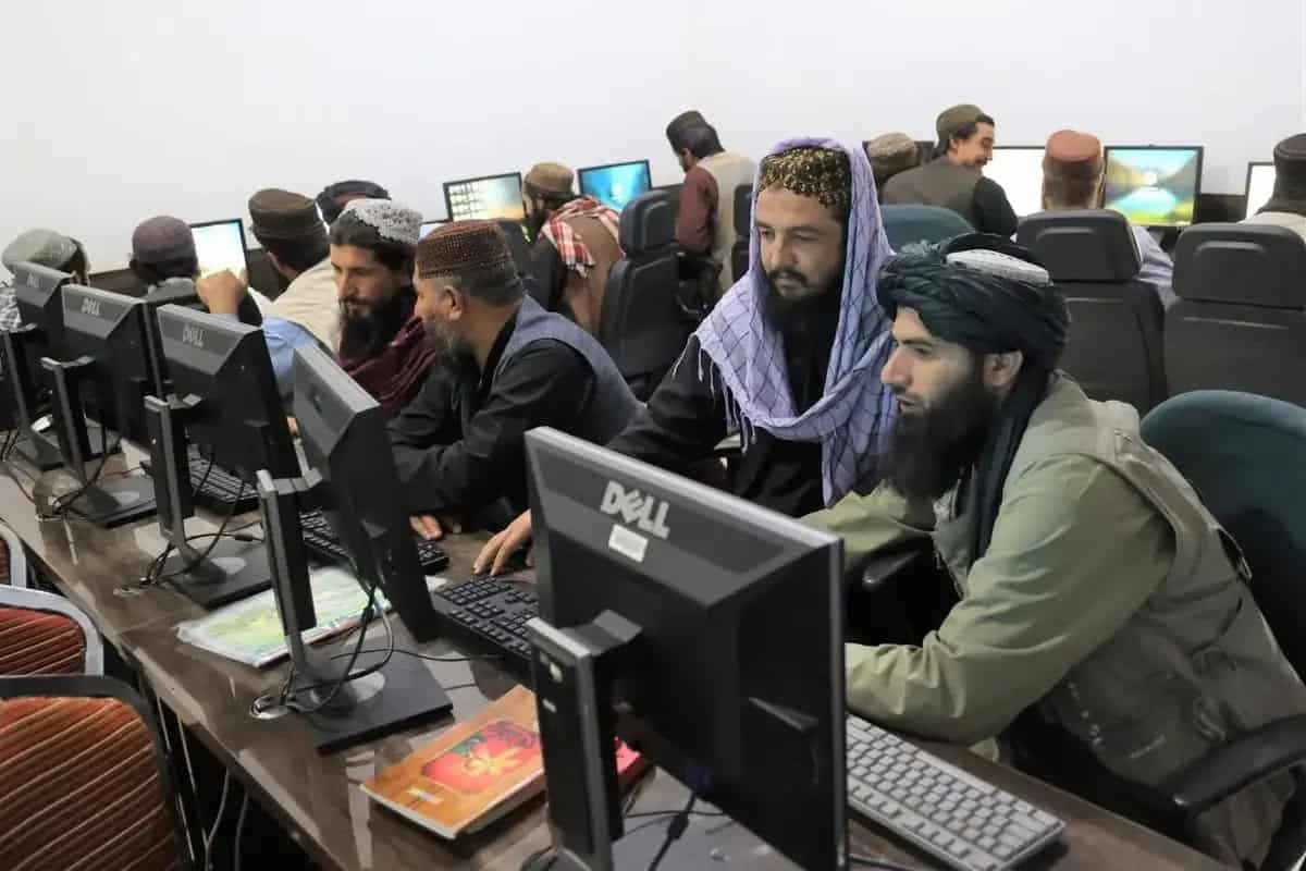 اینترنت افغانستان وصل شد
