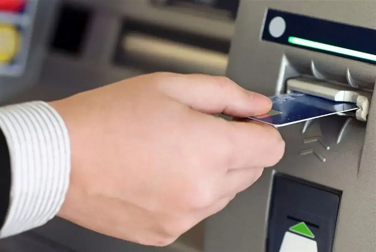 ابهام در واریز مرحله سوم کمک معیشتی دولت؛ هنوز خبری از پول نیست!