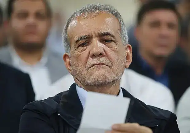 وفاقِ پزشکیان دود شد؛ ایران در آستانه غلبه تندروها یا میانه‌روها؟