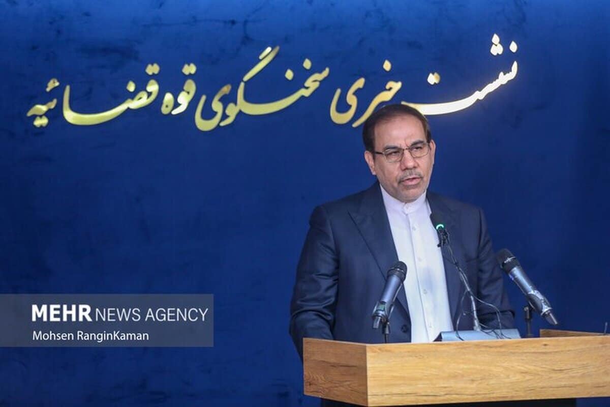 جهانگیر: رهبر انقلاب اختلاف با آمریکا را ذاتی خواند /اتحاد داخلی و تلاش دولت کلید مقابله با دشمنان است