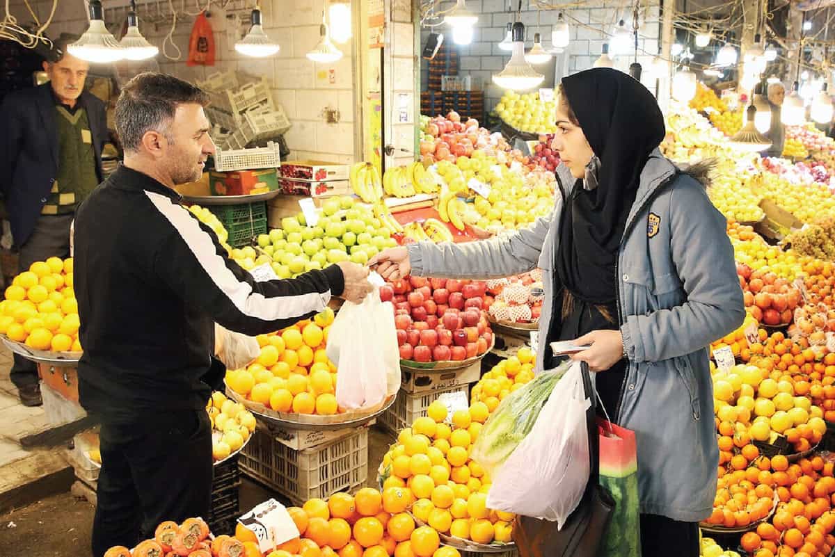 میوه‌شویی در بازار ایران؛ چرا فاصله باغ تا سفره هر روز بیشتر می‌شود؟