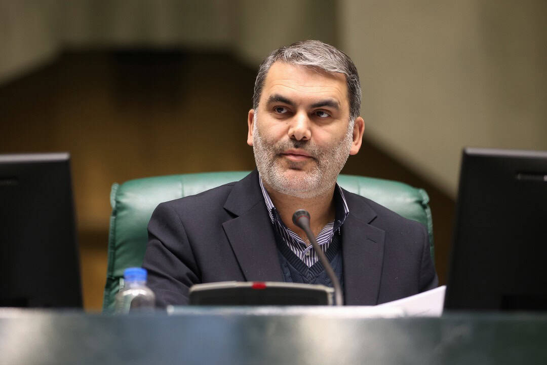 زنگنه: تا می گوییم چین و‌ روسیه عده ای کهیر می زنند