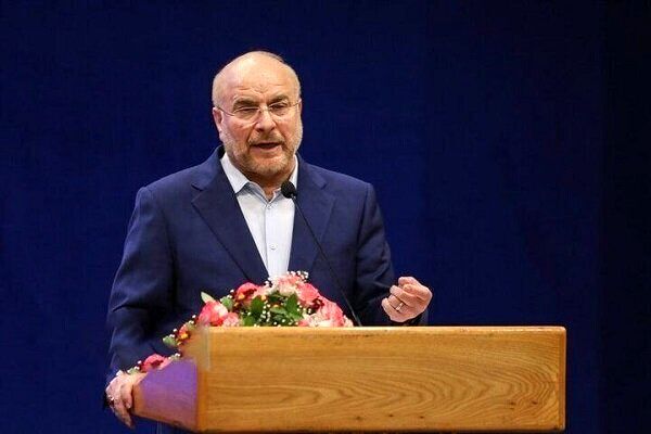 در جنگ ۱۲ روزه دشمن با همه محاسبات خود آمده بود که کار انقلاب اسلامی و جمهوری اسلامی و ایران ایران را تمام کند و کشور را تجزیه بکند