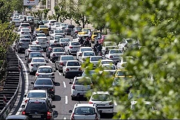 وضعیت تردد در معابر و بزرگراه های پایتخت؛ ممنوعیت تردد پلاک‌های زوج