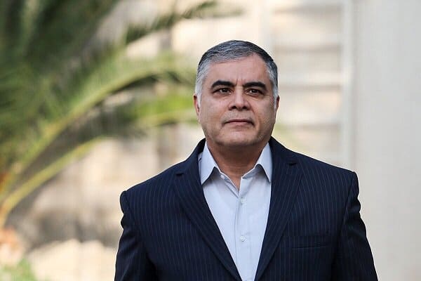 وزیر نفت: شایعات بنزینی را تکذیب نمی‌کنم؛ همۀ پیشنهادها در دست بررسی است