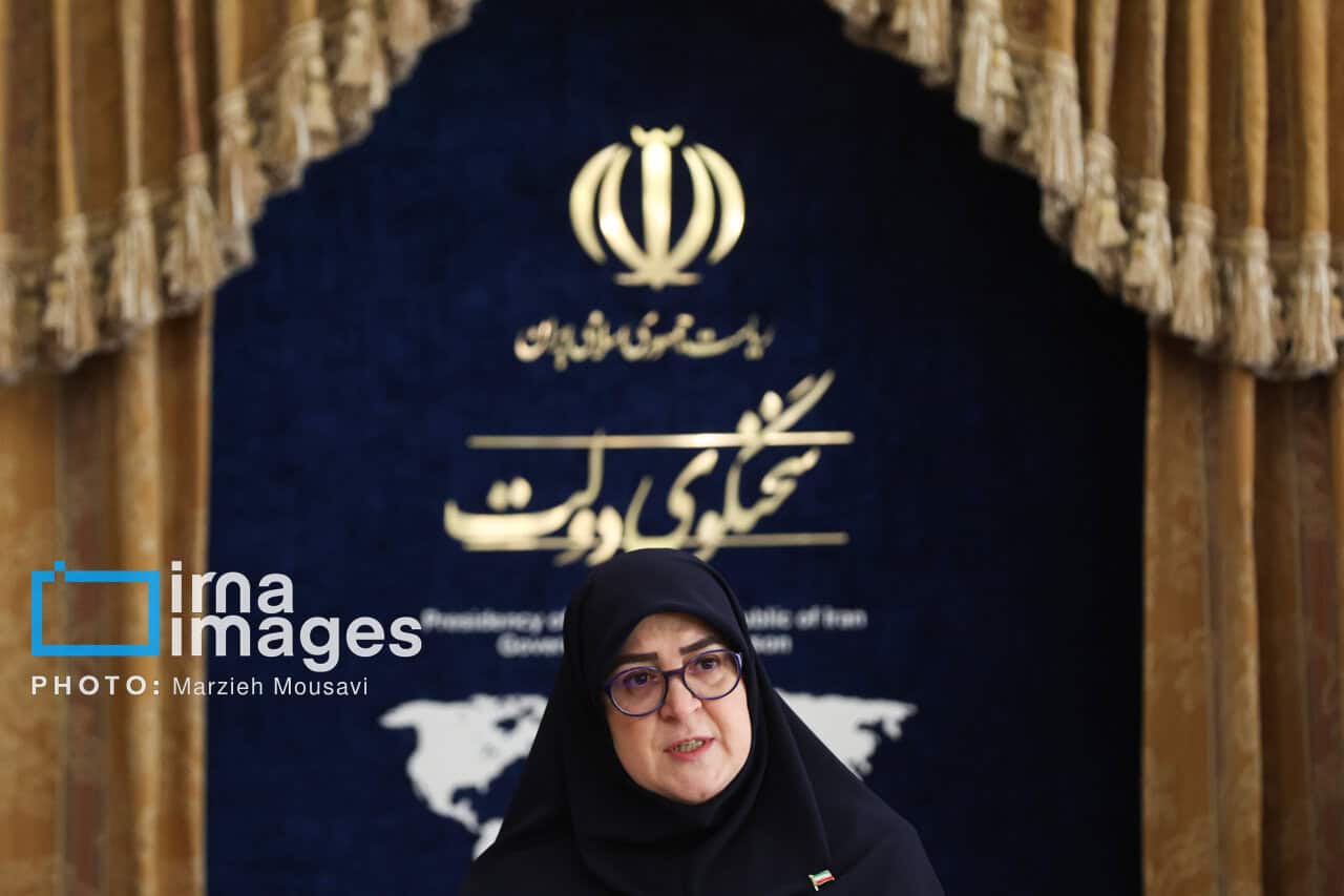 مهاجرانی: منابع کالابرگ تأمین شده و به ۷ دهک پرداخت می‌شود