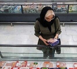 مرغ گرم به ۱۳۵ هزار تومان رسید؛ ریشه دو نرخی شدن بازار در مازندران و تهران