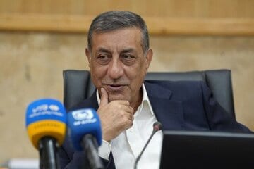 معاون پزشکیان: برق، گاز و بنزین باید گران شود