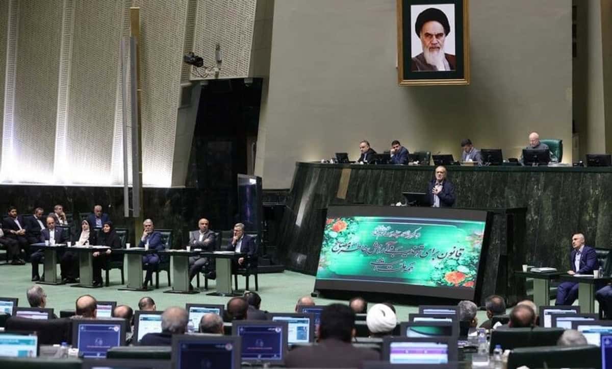 چهار استیضاح در بهارستان؛ پایان ماه‌عسل دولت و مجلس؟