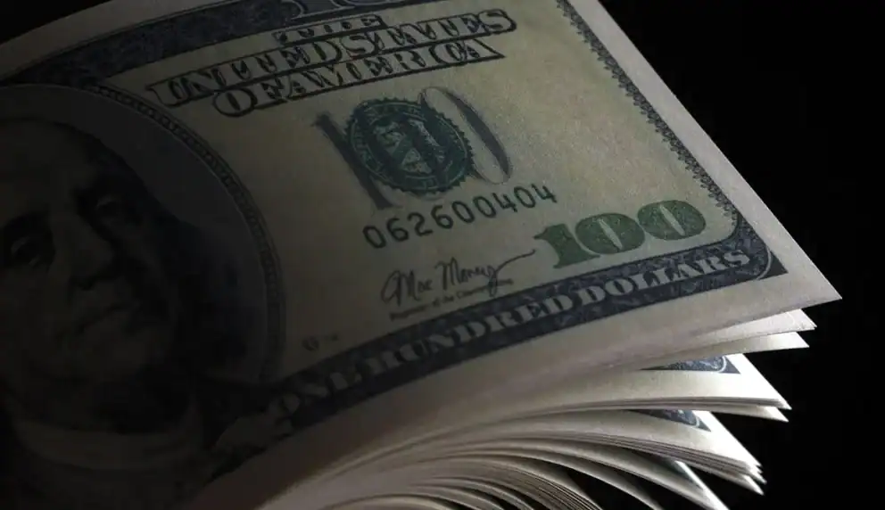 ثبات قیمت دلار در بازار آزاد؛ اسکناس سبز در محدوده ۱۰۸ هزار تومان ماند