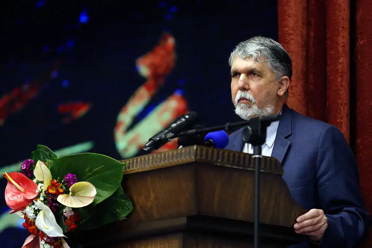 استیضاح وزیر ارشاد با ۲۲ امضا کلید خورد/ کنار رفتن نادره رضایی کافی نبود