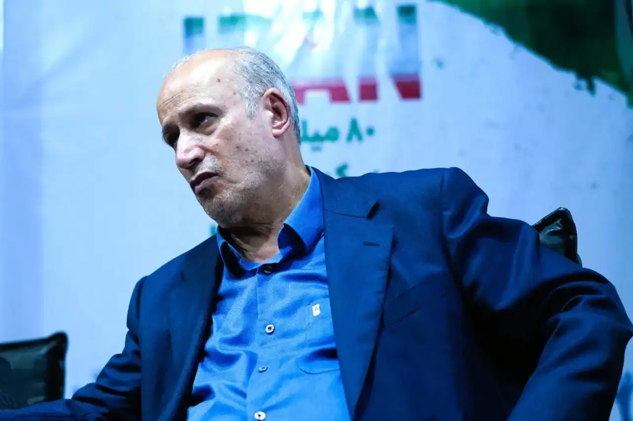 تاج: اگر در ورزشگاهی شعار نژادپرستانه داده شود، داور بازی را تعطیل کند