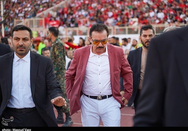 سازمان لیگ: زنوزی چون پول دارد فکر می‌‌کند نتایج باید به کامش باشد