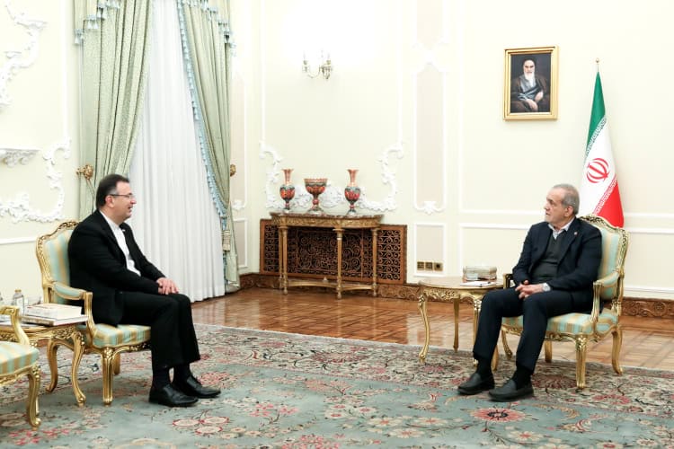تأکید دکتر پزشکیان بر ارتقای همگرایی ایران و گرجستان در معادلات نوین قفقاز