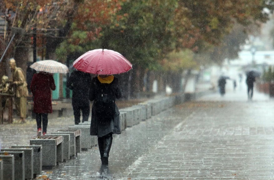 باران از دوشنبه تا پنجشنبه می‌بارد/ ماندگاری آلودگی هوای تهران تا فردا