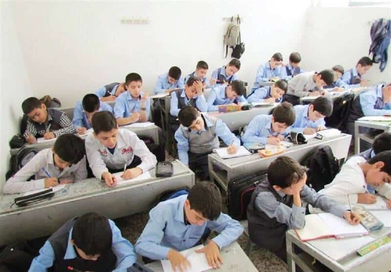 تعطیلی مدارس؛ هزینه پنهانی که هر روز روی دوش خانواده‌ها سنگینی می‌کند