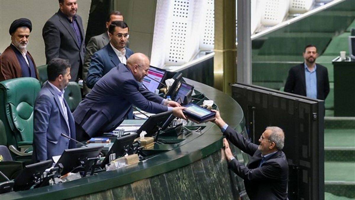 بودجه ۱۴۰۵ قرار است تورم را مهار کند یا فقط کسری را پنهان‌تر؟