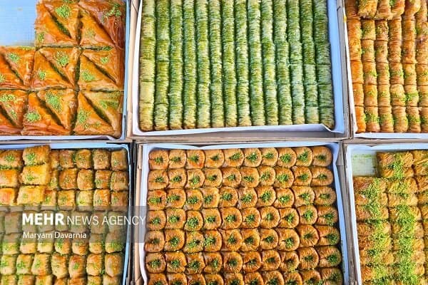 قیمت شیرینی شب یلدا ثابت ماند؛ بازار آرام در آستانه بلندترین شب سال