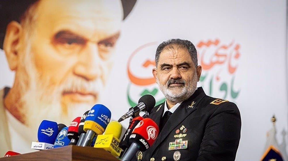 دریادار ایرانی: تجهیزات عملیات‌ها و رزمایش‌ها ایرانی است
