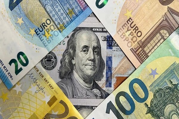 سکوت خطرناک دولت در بازار ارز؛ چرا ریال قربانی بی‌پاسخی شد؟